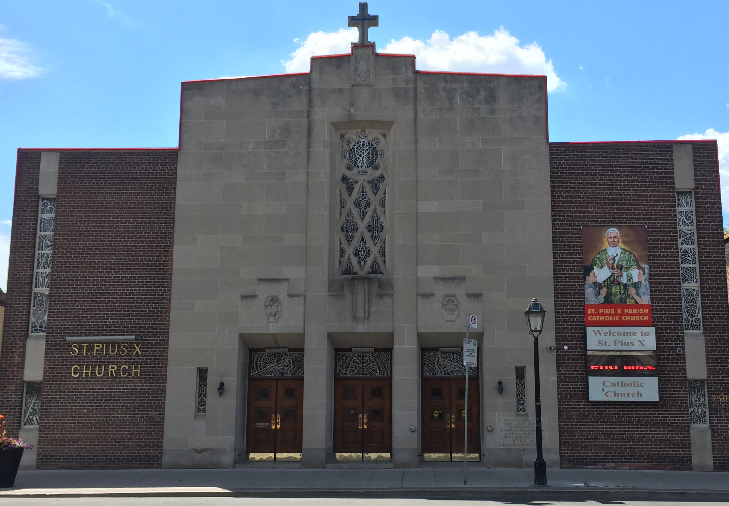 Photo of St. Pius X from Bloor Street